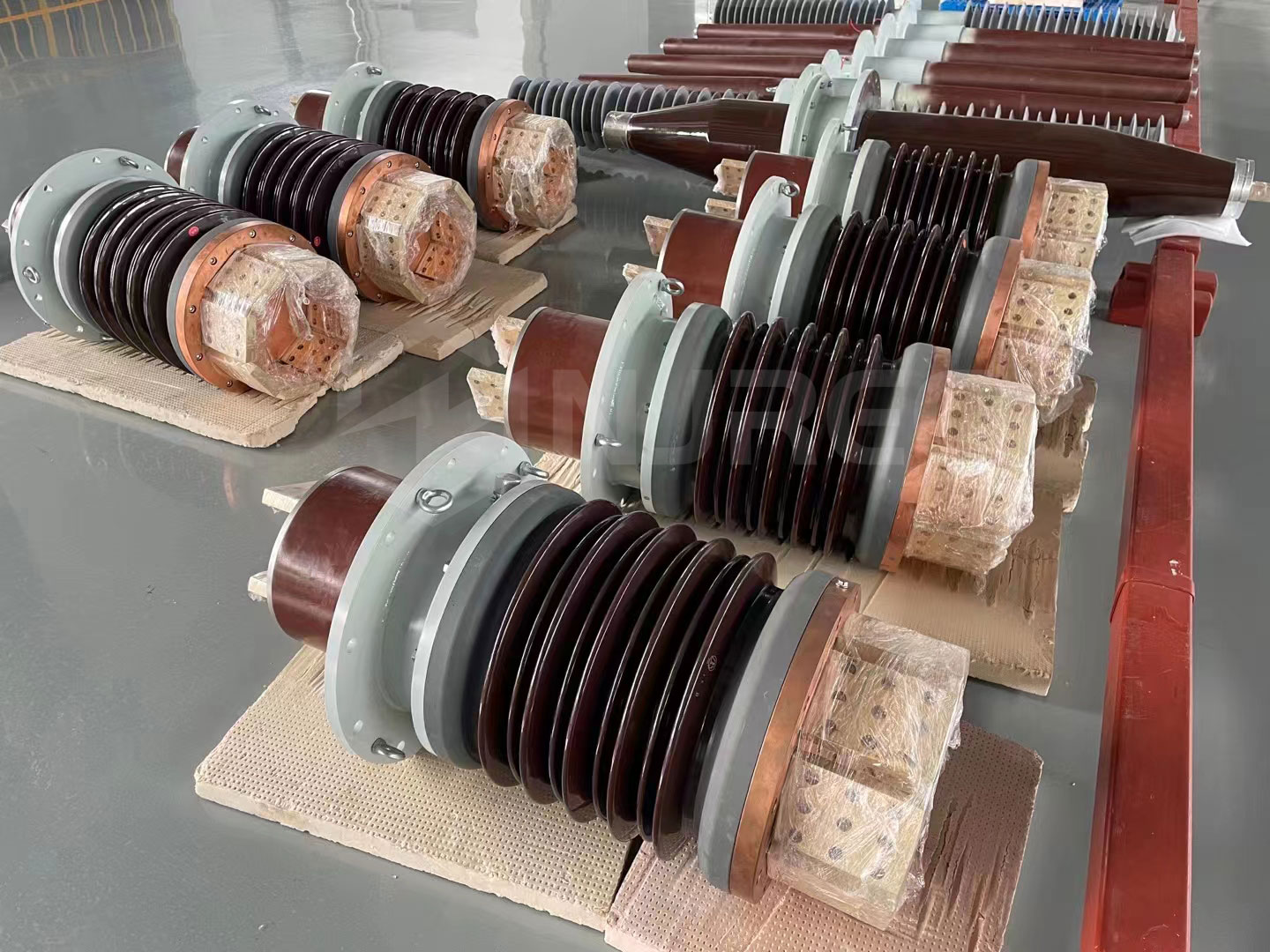 transformer-bushing-1